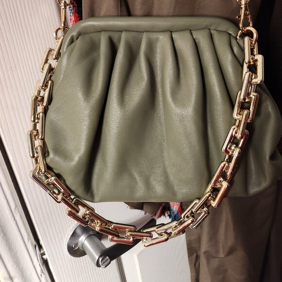 Urban Expressions Vegan Cassie Cross Body - Picture 1 of 3